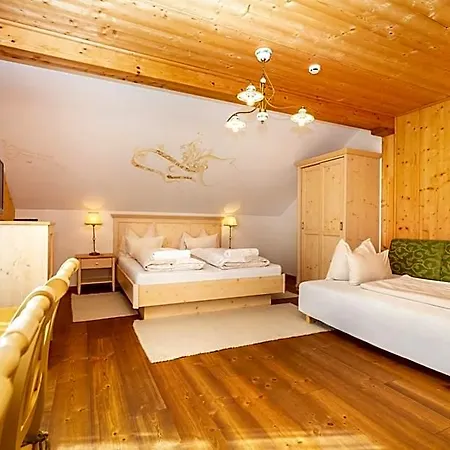 Hotel Garni Sonnhof 4*