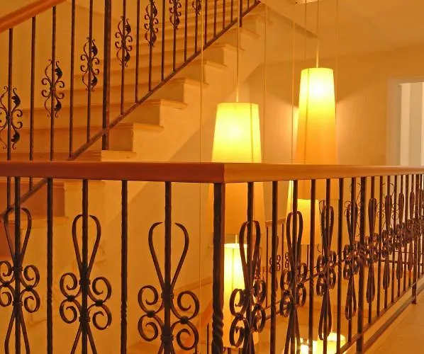 ホテル Garni Sonnhof フラッハウ